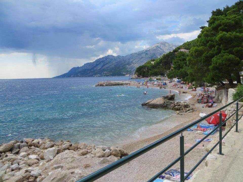 Villa Luka Brela Exteriör bild