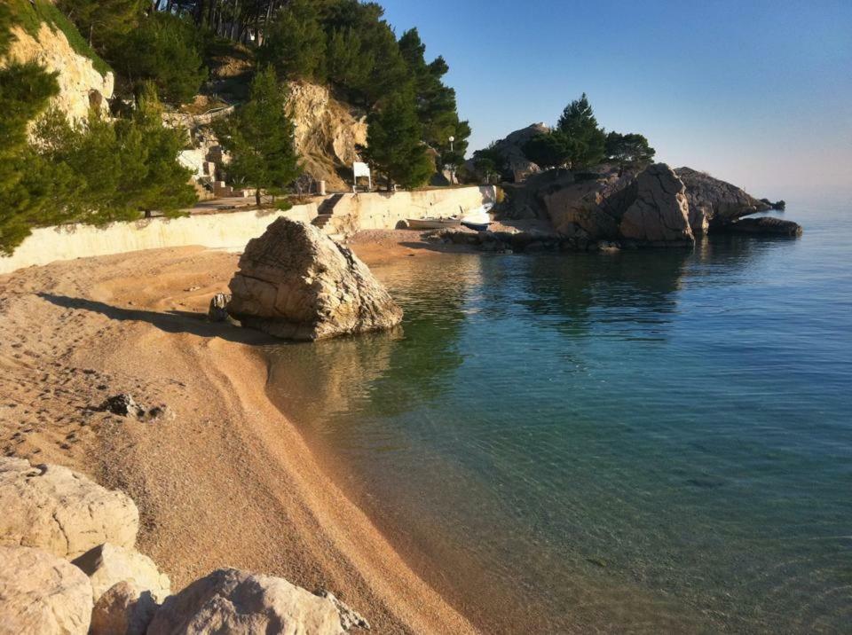 Villa Luka Brela Exteriör bild