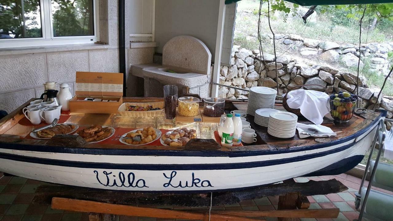 Villa Luka Brela Exteriör bild