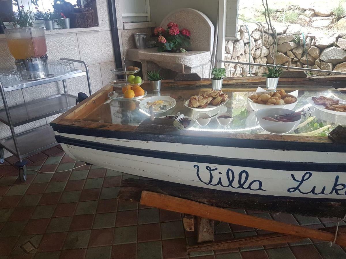 Villa Luka Brela Exteriör bild