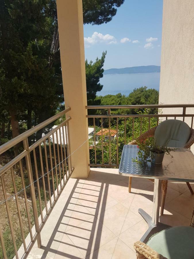 Villa Luka Brela Exteriör bild