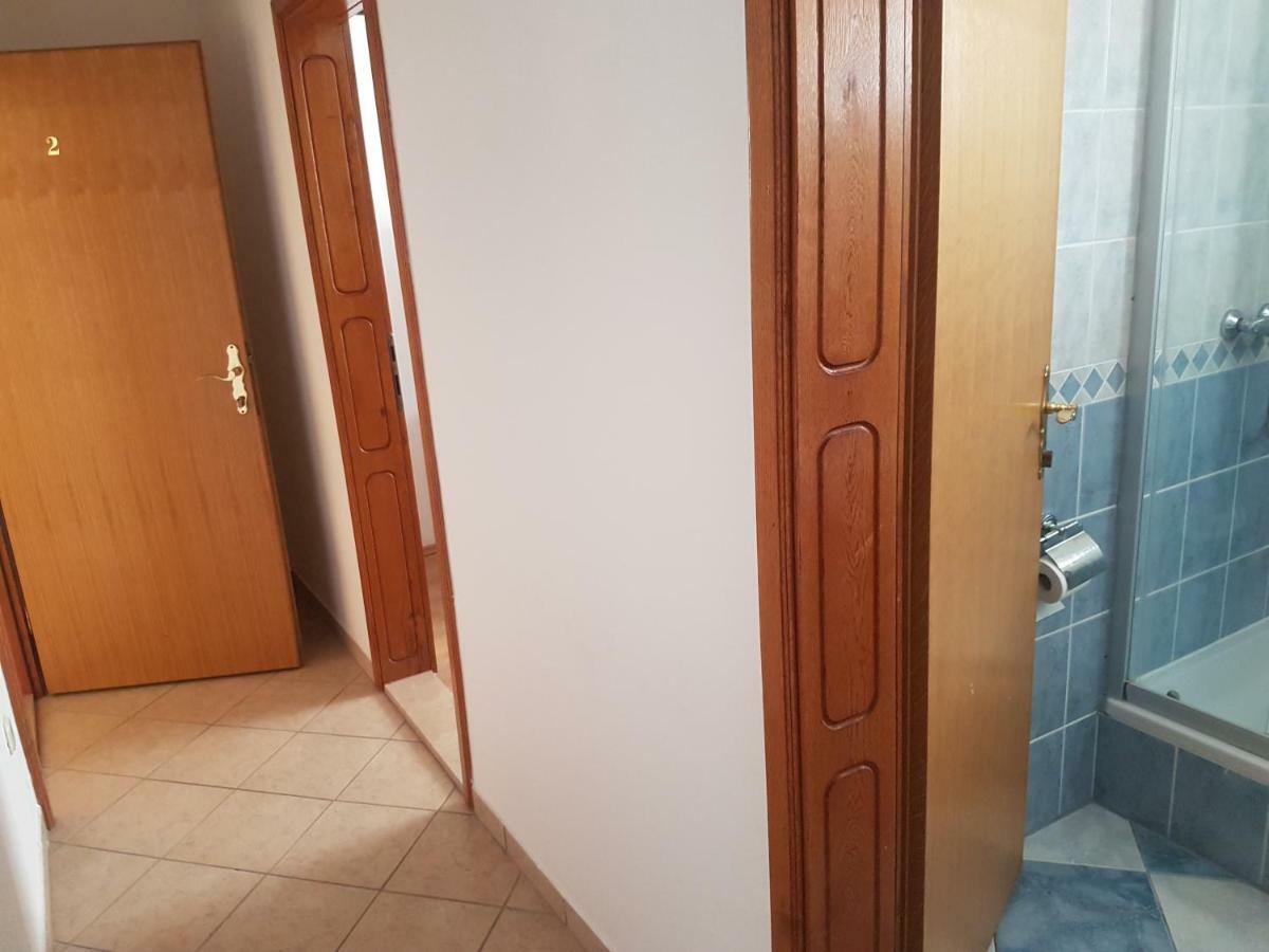 Villa Luka Brela Exteriör bild